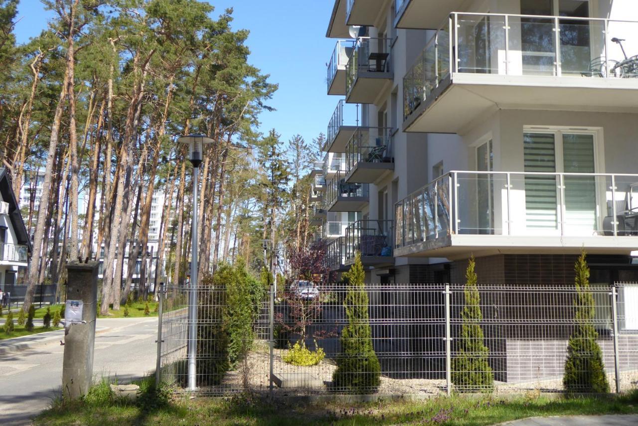 Apartamento Dziwnówek Leśne Tarasy Blue Exterior foto